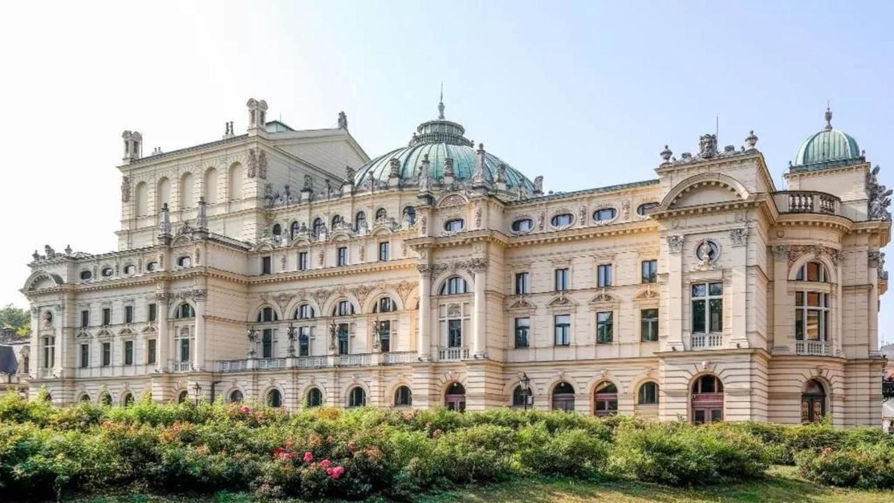 Amen Aparthotel Residence Krasków Εξωτερικό φωτογραφία