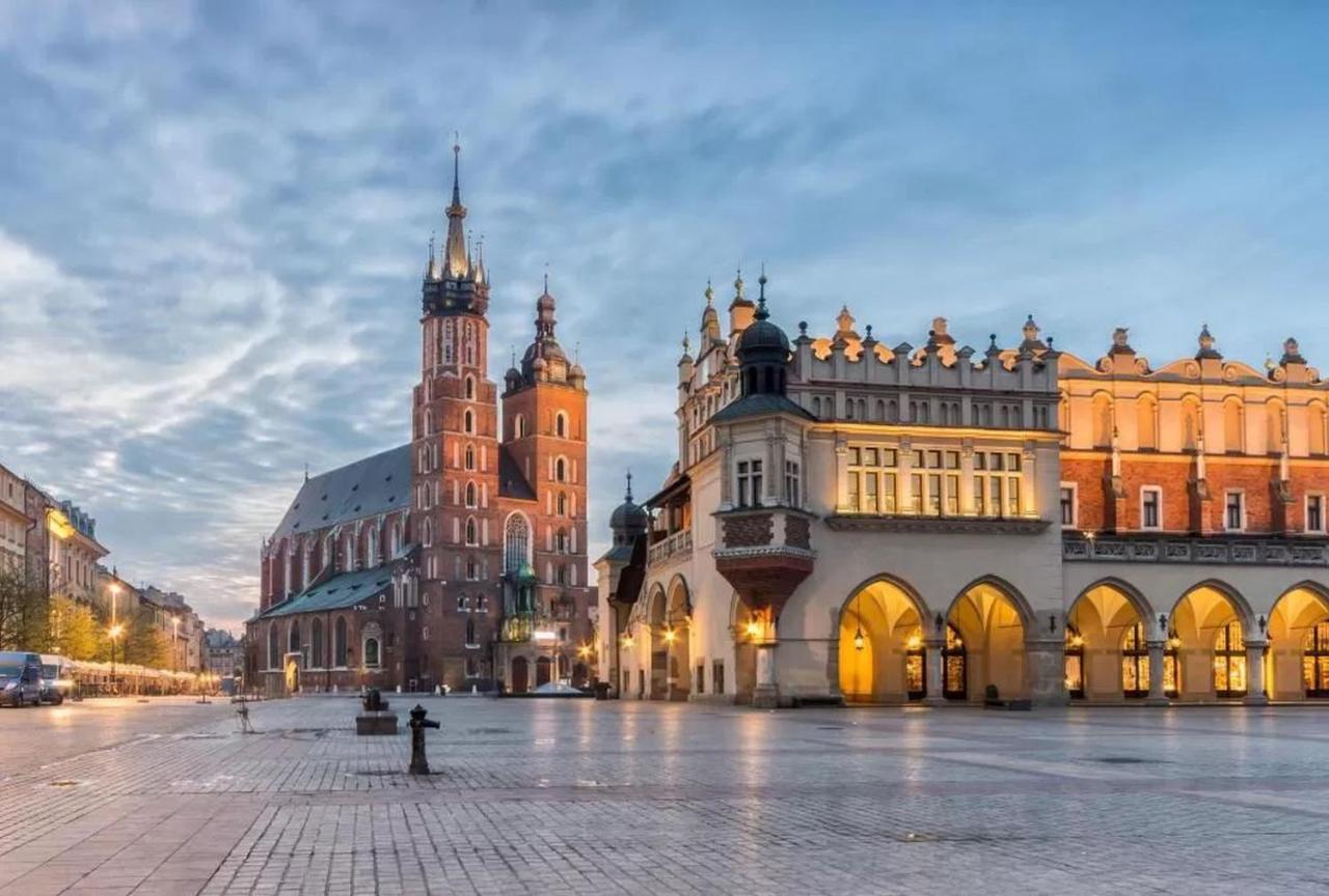 Amen Aparthotel Residence Krasków Εξωτερικό φωτογραφία