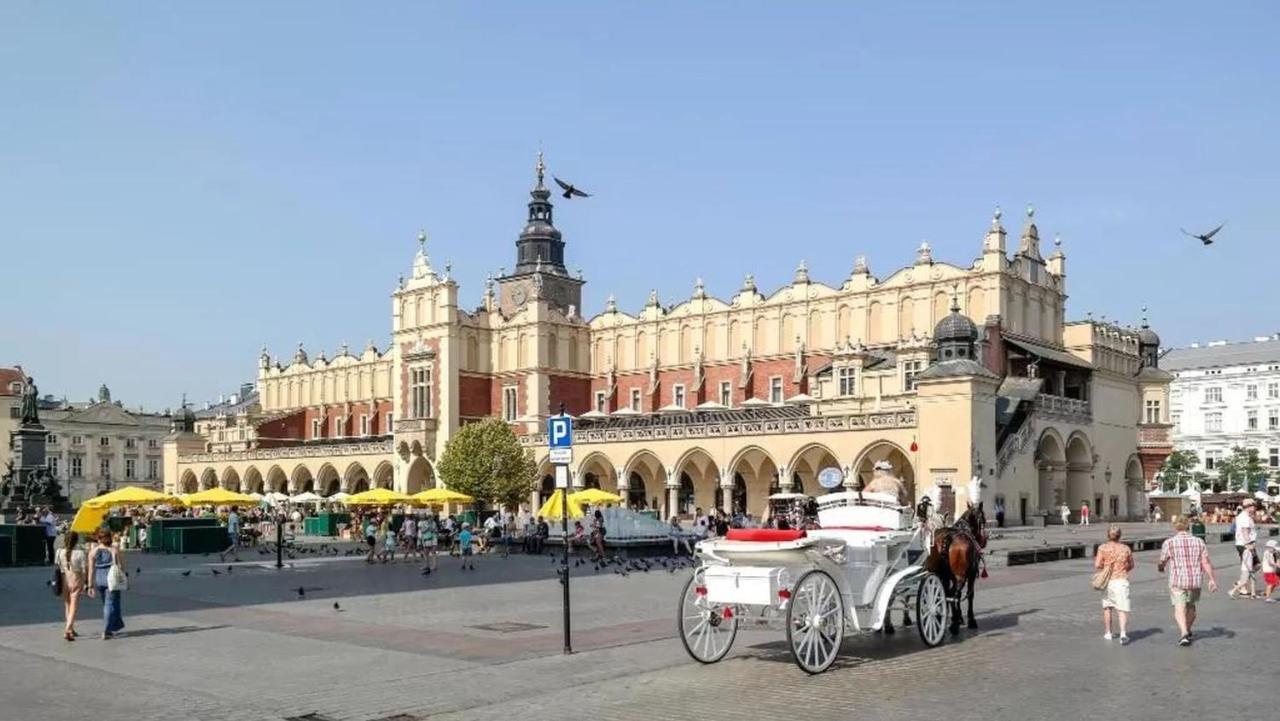 Amen Aparthotel Residence Krasków Εξωτερικό φωτογραφία
