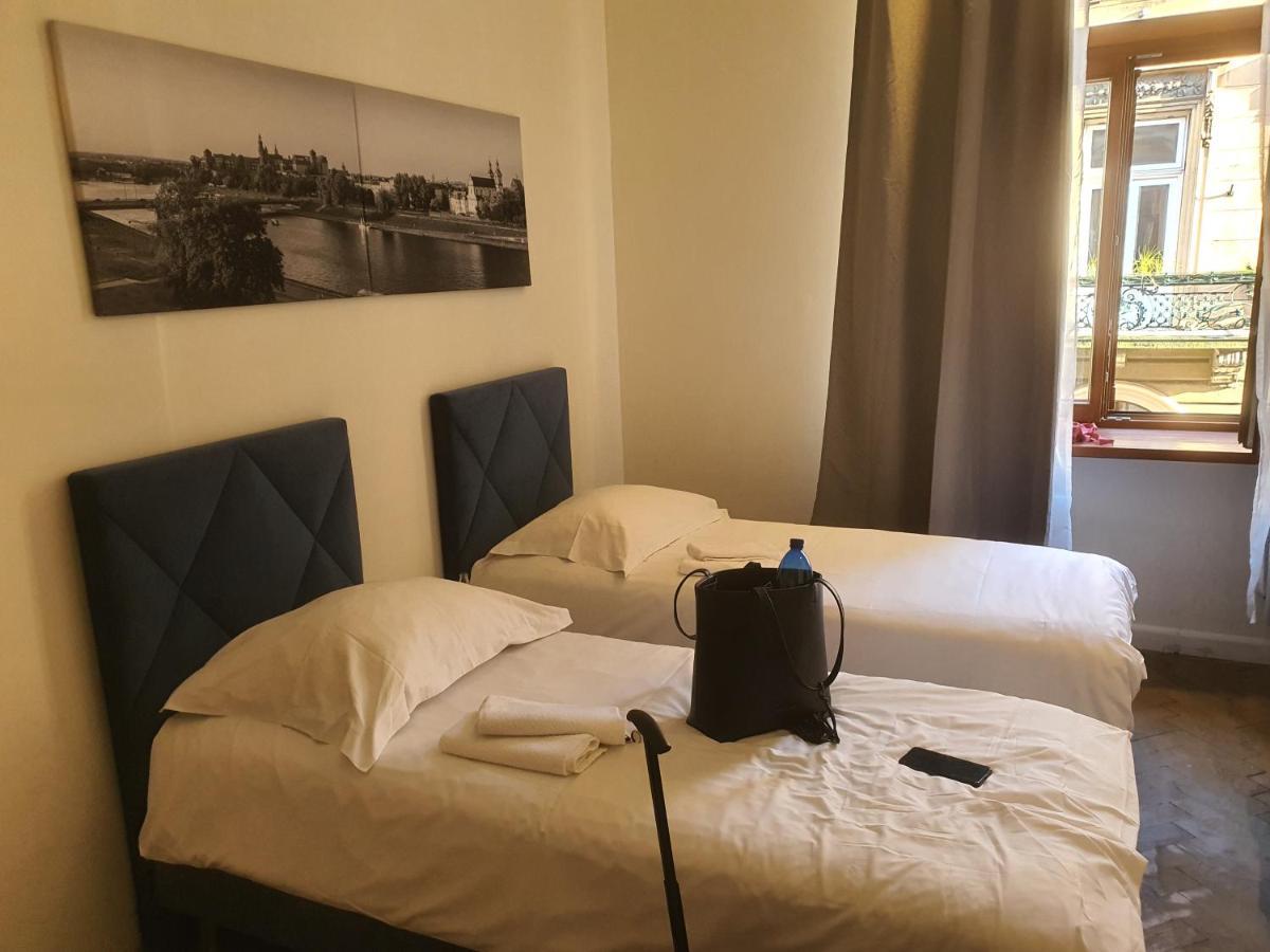 Amen Aparthotel Residence Krasków Εξωτερικό φωτογραφία
